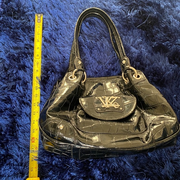 Kathy Van Zeeland black vinyl logo satchel bag. - Picture 16 of 16